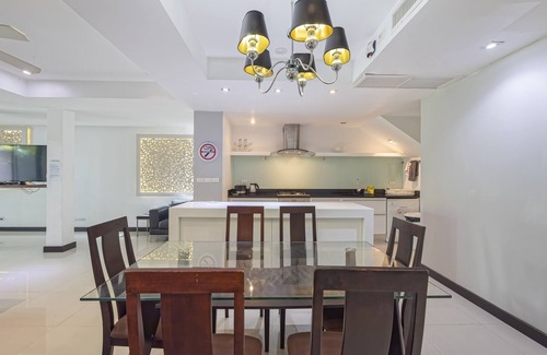 Kathu Villa | Relaxing Townhouse with Private Pool Near Patong Beach