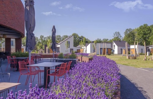 Roggel House | Spacious 9-Person Getaway with Pool and Spa Amenities