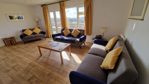 Saunton House | Discover 9 The Dunes: Pet & Child Friendly Retreat
