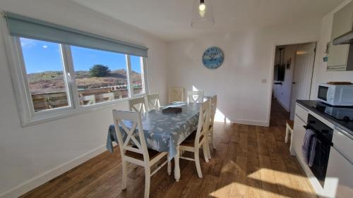 Saunton House | Discover 9 The Dunes: Pet & Child Friendly Retreat