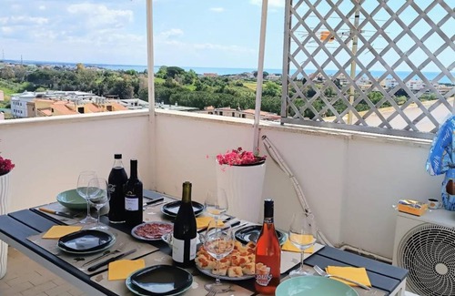 Santa Marinella Apartment | 90 m² Apartment ∙ 2 bedrooms ∙ 6 guests