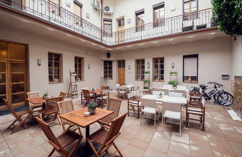 Kosice Old Town Hotel | Spacious 5-Star Hotel for 7 Guests - Pet & Child Friendly