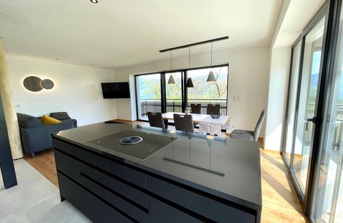 Lana Apartment | Idyllic Vacation Apartment with Mountain View & Sunny Balcony
