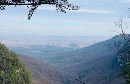 Rising Fawn House | Convenient Access to Cloudland Canyon Park - Lookout Mt