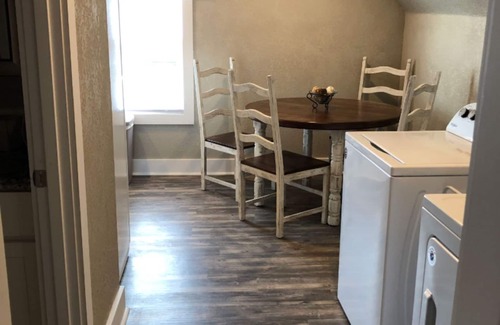 Wabash Apartment | Top-Rated Downtown 1 Bedroom Apt with Pet-Friendly Amenities