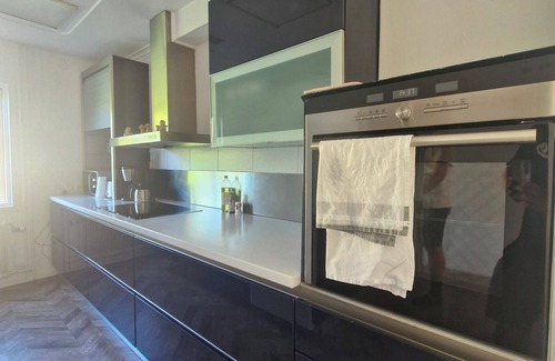 Lindesberg Apartment | 90kvm Lägenhet med fantastiskt läge nära allt