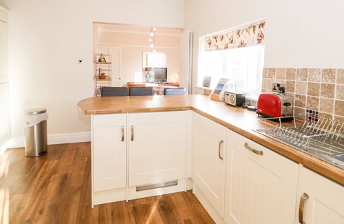 Rhos on Sea House | Family-Friendly Retreat with Garden in Rhos-On-Sea
