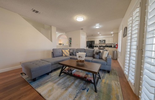 Mission Hills House | Family-Friendly Retreat at 911 Ocean Twelve - Rated 9.6/10