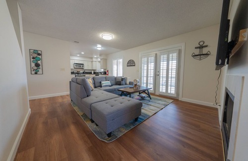 Mission Hills House | Family-Friendly Retreat at 911 Ocean Twelve - Rated 9.6/10