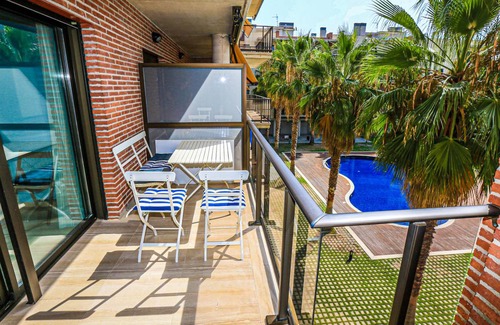 Cambrils Apartment | Spacious 3-Bedroom Apartment in Cambrils with Pool
