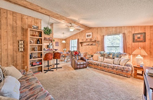 Happy Jack House | Impressive 2-Bedroom House for Up to 6 Guests