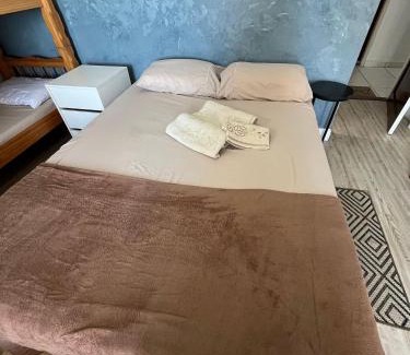 Guilhermina Apartment | Oceanfront Kitnet Guilhermina with Scenic Sea Views