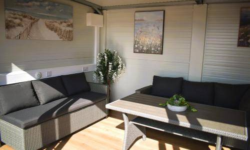 Doolin Apartment | Spacious 3-Bedroom Apartment with Fireplace for 6 Guests