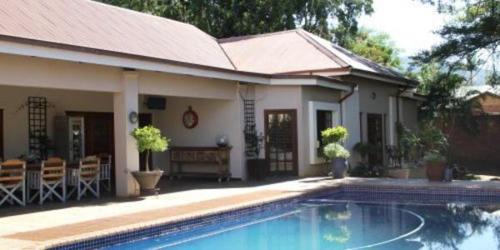 Makhado Hotel | Explore 93 on Celliers Guesthouse with Family-Friendly Amenities