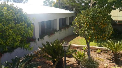 Makhado Hotel | Explore 93 on Celliers Guesthouse with Family-Friendly Amenities