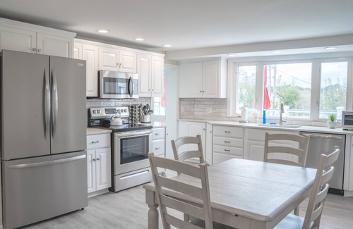 Hampton Hotel | Beachside Bliss at 935 Ocean A Inn: Family-Friendly Retreat