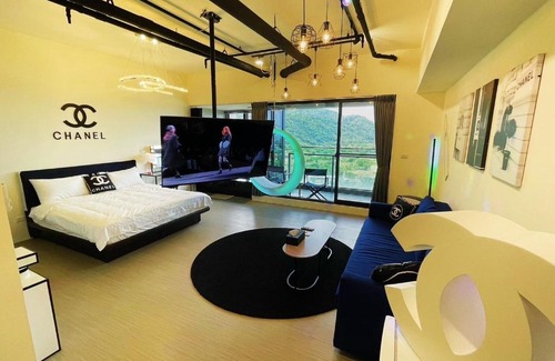 Toucheng Apartment | Relaxing Oceanview Retreat with Pool & Family Amenities