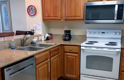 Florida Central Atlantic Coast Condo | Top-Rated 1 BDR with Pool View & Jet Ski Lake Access