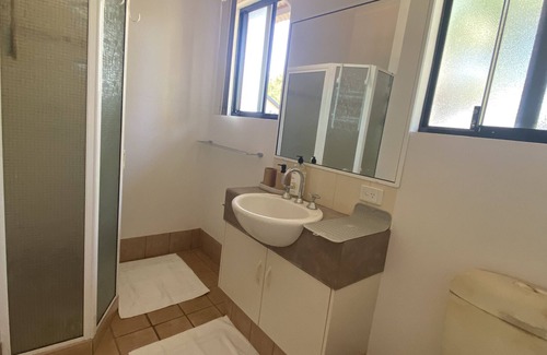 Djugun Apartment | Spacious 2-Bedroom Unit in Town Centre - Family Friendly
