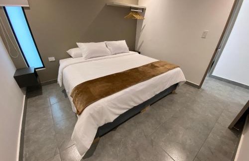 Fontibon House | 96K Premium Suite - Habitaciones a minutos del Aeropuerto en Bogotá