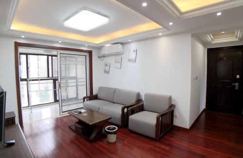 Kunshan Apartment | Family Suite with Scenic Views Near Huqiao Expo Center