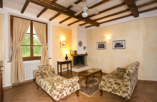 Santa Maria Apartment | Spacious 2-Bedroom Apartment with Pool Access for 4 Guests