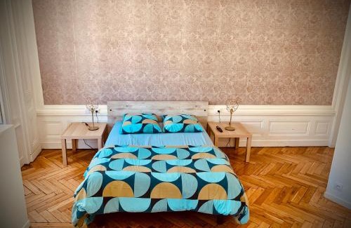 Terreaux - Bat d'argent Apartment | Pet-Friendly Stay in the Heart of Lyon - Rated 8/10
