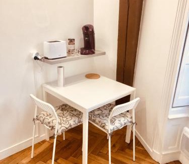 Terreaux - Bat d'argent Apartment | Pet-Friendly Stay in the Heart of Lyon - Rated 8/10