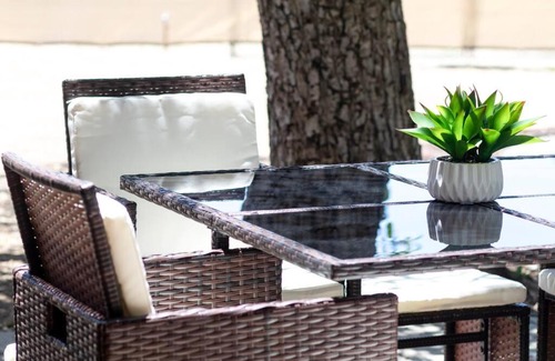 South Redlands House | Boho Retreat: 9min to Univ of Redlands & Downtown Access