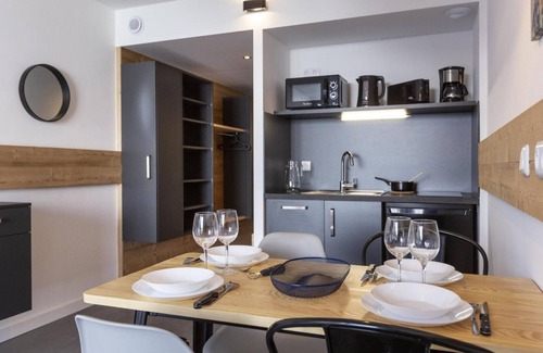 Arc-2000 Apartment | 9th floor, view mountain, balcony, tv, 28m², Les Arcs