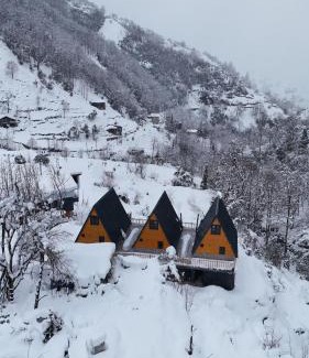 Cayeli Ski Chalet | AĞARAN WOODEN HOUSEs