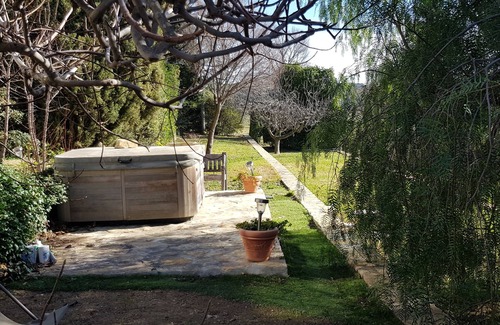 Le Castellet House | Relaxing Retreat Near Beaches with Pool, Sauna & Tennis Court