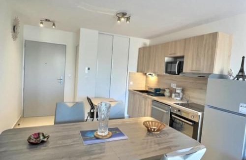 Vias Apartment | Cozy Apartment Steps from the Beach for Family Getaways