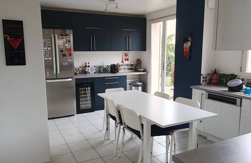 Le Mesnil-Saint-Denis House | Relaxing Villa with Garden & Heated Pool near Versailles