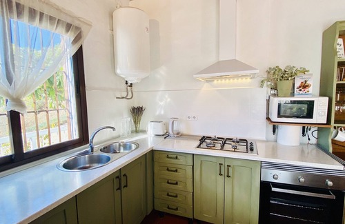 Almogia Cottage | Discover Serene Getaway with Private Pool & Ocean Views