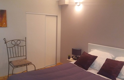 Auriol Bed & Breakfast | Convenient Getaway Near Cassis: Gîte les Lavandes Awaits
