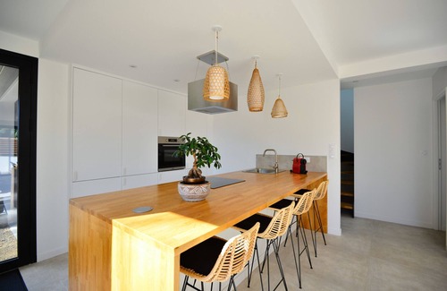 Saint-Pierre-Quiberon House | Steps from the Beach: Villa YANG with Ocean Views