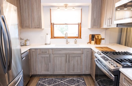 State College House | Family-Friendly 3 Bedroom Home Near Beaver Stadium