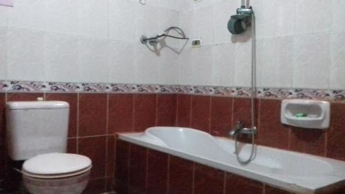 Al-Muntazah Apartment | Relaxing 3-BR Apartment with Ocean View, Near the Sea