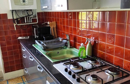 Nevers Apartment | Convenient Apartment Near Nevers Station with Spa & Hot Tub