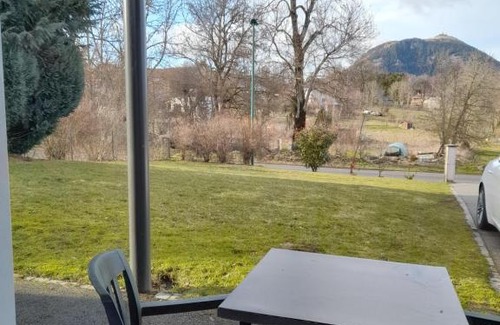 Laschamps Apartment | Scenic Studio with Mountain View Near Puy de Dôme