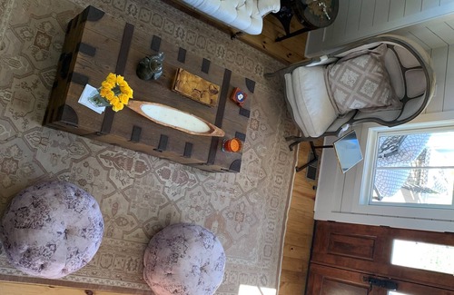 Taylor Cottage | Discover a 5-Star Cottage with Ocean Views in Plein Air