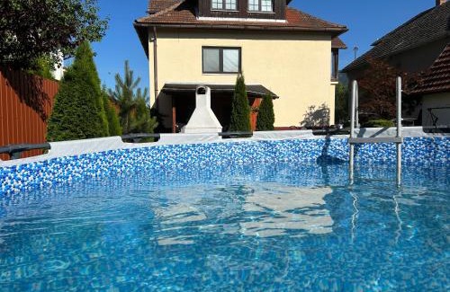 Demanova House | Beloved A&A Apartmany: Child-Friendly Retreat with 9.6 Rating
