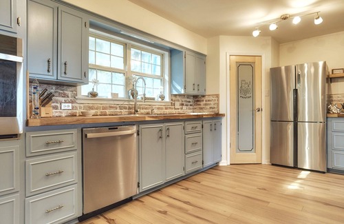Natchitoches House | Guest Rated 10/10 at A&A Lakehouse - Pet-Friendly Retreat