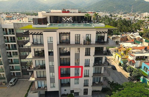 Diaz Ordaz Apartment | A+ Amenities, Location, Sleeps 6