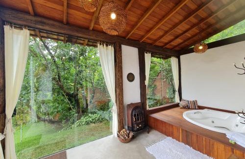 Tiradentes House | Discover A Arte de Bem Viver: Oceanfront Pool Retreat
