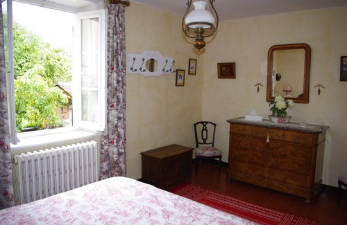 Saint-Etienne-des-Oullieres Other | Experience a Beaujolais Winemaker's House & Private Pool