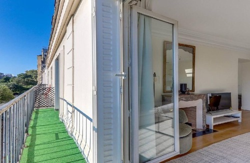 7th Arrondissement Apartment | Elegant Eiffel Home with Balcony Overlooking Esplanade des Invalides