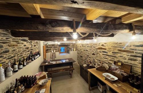 Eiriz Apartment | Top-Rated A Barreira -Lar da cima- with Family-Friendly Amenities