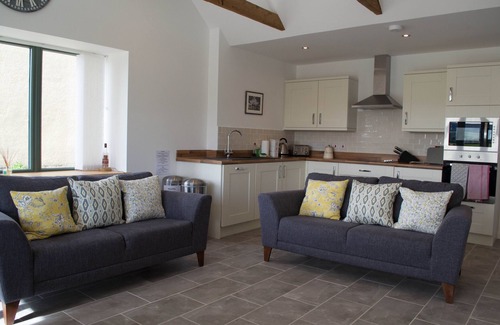Huntly Cottage | Charming 3 Bedroom Accessible Steading in Rural Aberdeenshire